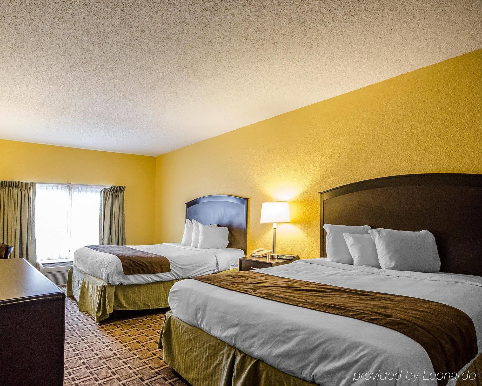 Quality Inn Венсен Экстерьер фото